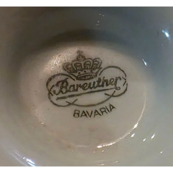 Vintage Tea Cup & Saucer Bareuther Bavaria Porcelain Red & Gold - Picture 2 of 10